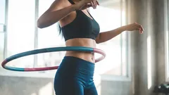 O Hula Hoop para a cintura: um mito de emagrecimento ou apenas um brinquedo para quem está aborrecido